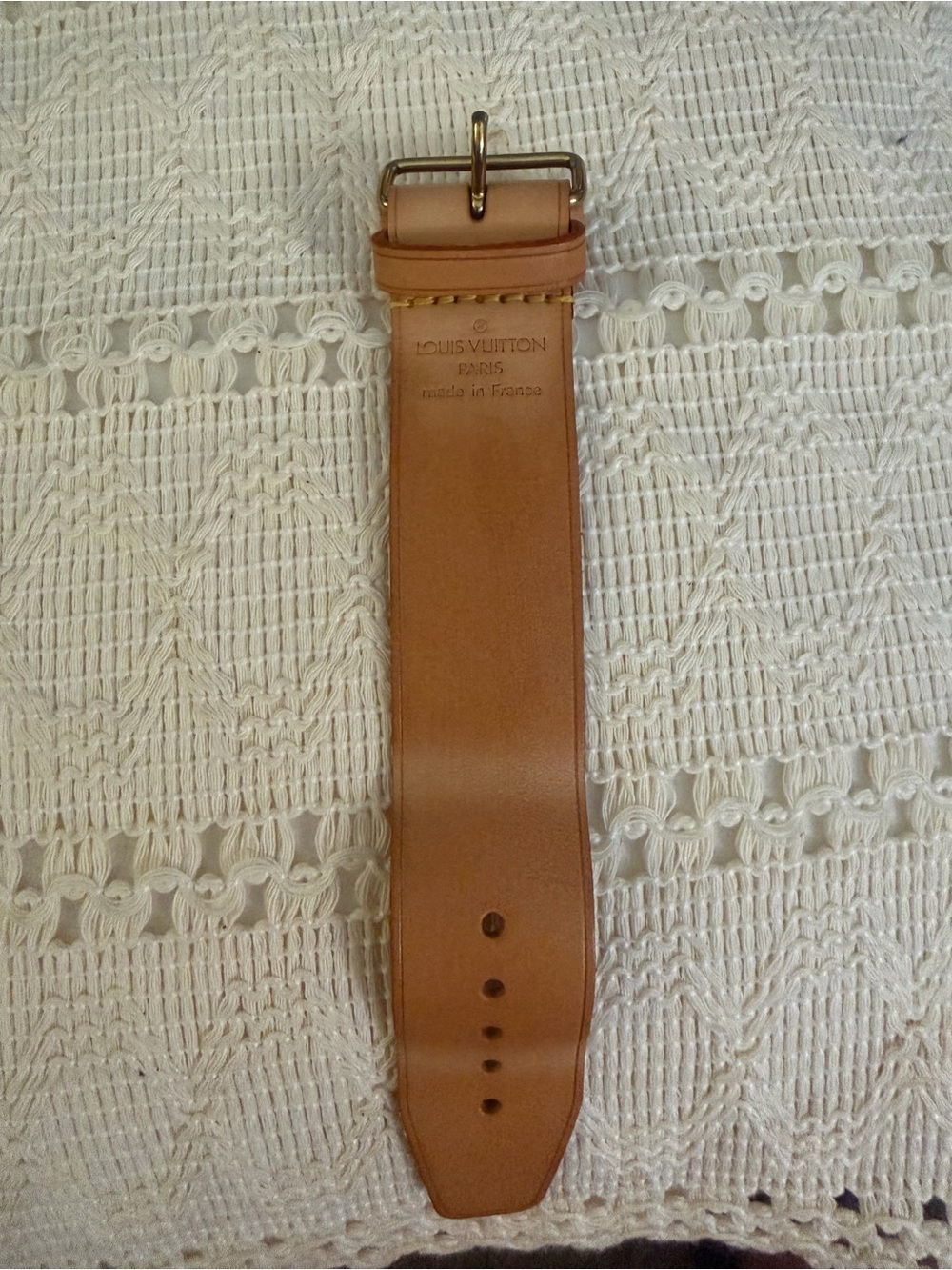 Louis Vuitton Vintage Vachetta Luggage Loop Strap – 7” – Made in France –
